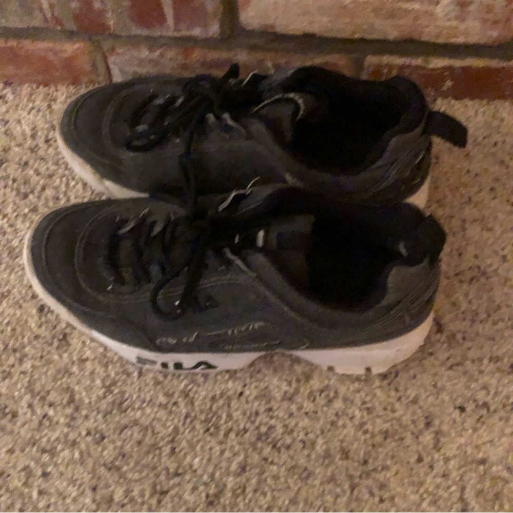 fila grey platforms